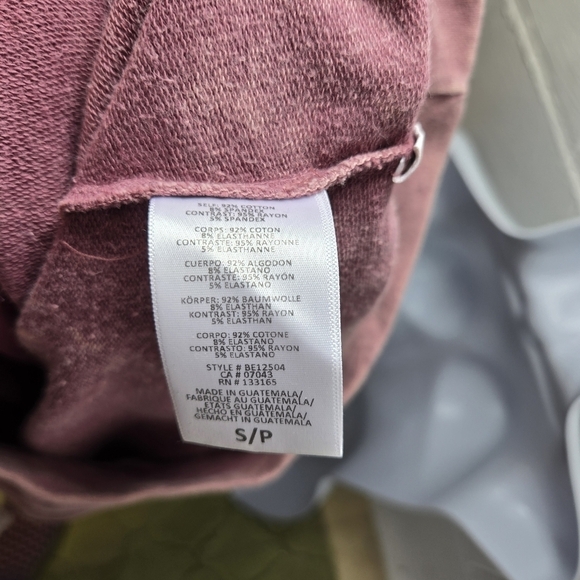 Anthropologie eri + ali weckerlie scalloped dusty mauve ruffle sweatshirt - Picture 4 of 8